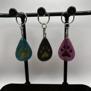 1pc Resin Paw Print Keyring - 2 colours